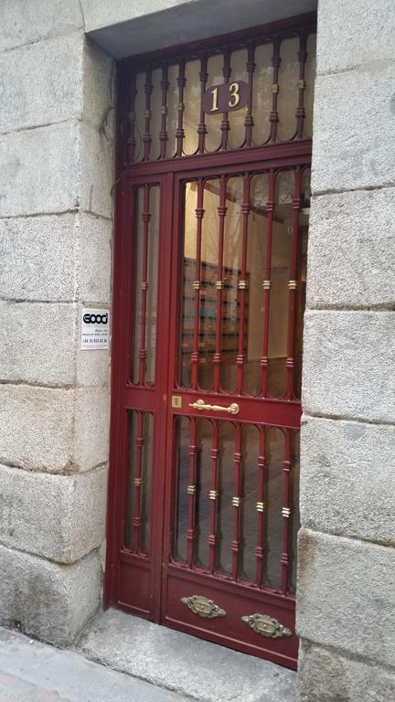 Apartamentos Good Stay Prado Madrid Luaran gambar