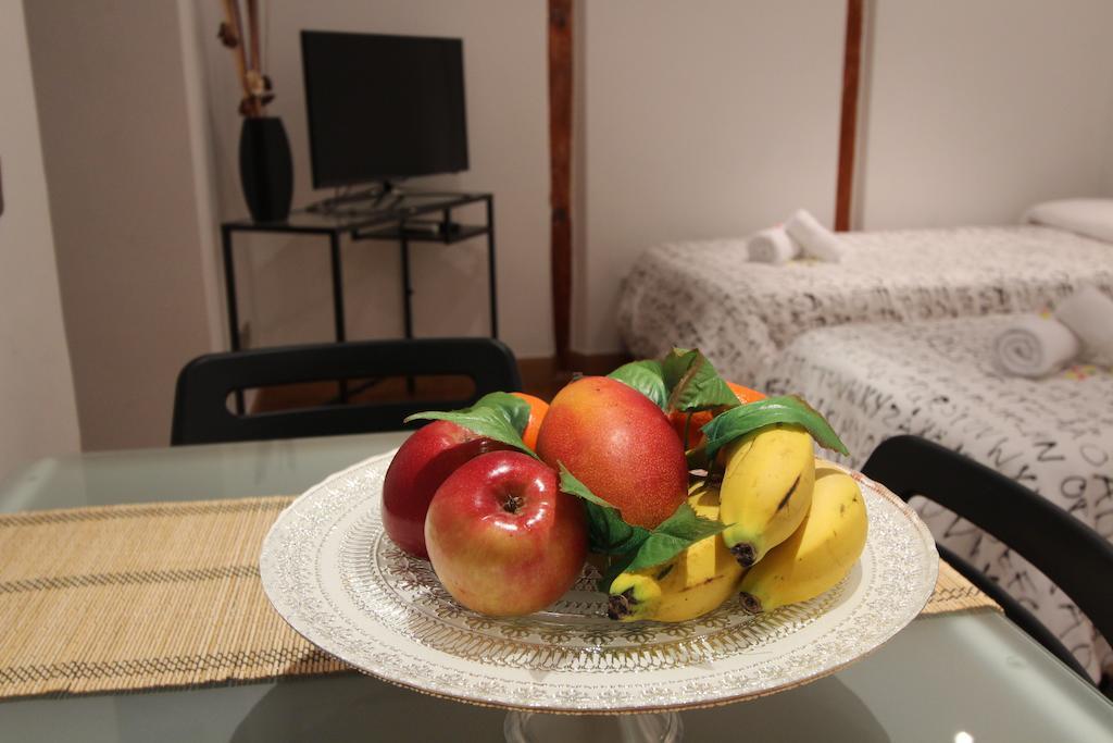 Apartamentos Good Stay Prado Madrid Luaran gambar