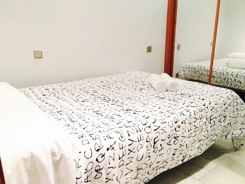 Apartamentos Good Stay Prado Madrid Luaran gambar