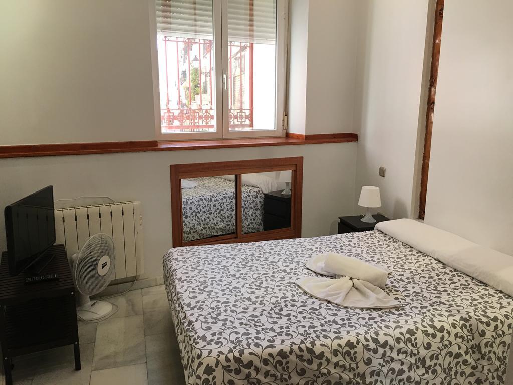 Apartamentos Good Stay Prado Madrid Luaran gambar