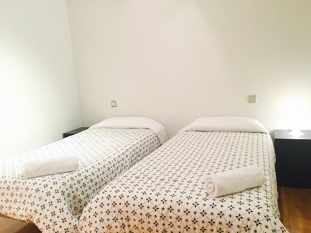 Apartamentos Good Stay Prado Madrid Luaran gambar