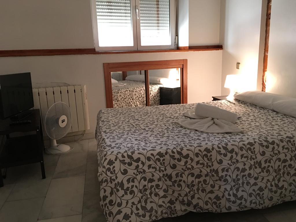 Apartamentos Good Stay Prado Madrid Luaran gambar